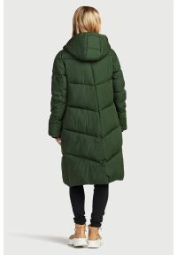 Cellbes - Długi płaszcz z puszystą wyściółką. Kolekcja: plus size. Kolor: zielony. Materiał: polar, poliester, prążkowany. Długość: długie. Sezon: zima. Styl: klasyczny #2