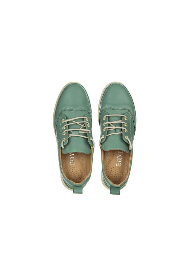 Półbuty Bayla-161 039 996 Green Bay 161542, Zielony, Skóra naturalna. Kolor: zielony. Materiał: skóra. Sezon: lato. Obcas: na obcasie. Wysokość obcasa: średni