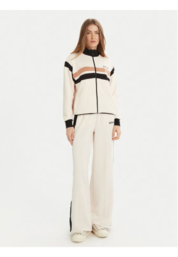 Guess Bluza V5RQ00 KCO72 Écru Regular Fit. Materiał: syntetyk