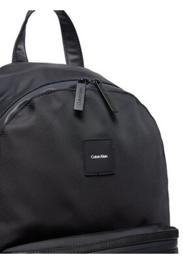 Calvin Klein Plecak Essential K50K512225 Czarny. Kolor: czarny. Materiał: materiał