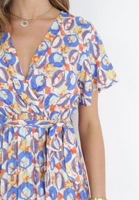 Born2be - Niebieska Sukienka Maxi z Wiskozy i Wiązanym Paskiem Ambrinta. Typ kołnierza: dekolt kopertowy. Kolor: niebieski. Materiał: wiskoza. Typ sukienki: kopertowe. Długość: maxi #4