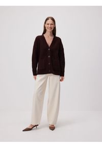 Reserved - Rozpinany kardigan - brązowy. Kolor: brązowy. Materiał: dzianina, wełna