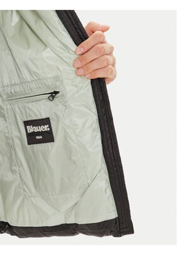 Blauer Kurtka puchowa 24WBLDC03051 006047 Czarny Regular Fit. Kolor: czarny. Materiał: syntetyk