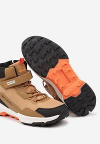 Born2be - Brązowe Botki w Trekkingowym Stylu na Grubej Podeszwie Isotina. Okazja: na co dzień. Zapięcie: rzepy. Kolor: brązowy. Materiał: jeans. Szerokość cholewki: normalna. Styl: klasyczny, casual, elegancki