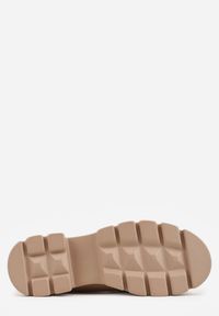Renee - Ciemnobeżowe Mokasyny na Platformie z Tłoczeniem Guinelle. Kolor: beżowy. Materiał: jeans. Sezon: wiosna. Obcas: na platformie #9