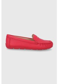 Coach mokasyny skórzane Marley Leather damskie kolor czerwony na płaskim obcasie. Nosek buta: okrągły. Kolor: czerwony. Materiał: skóra. Wzór: gładki. Obcas: na obcasie. Wysokość obcasa: niski