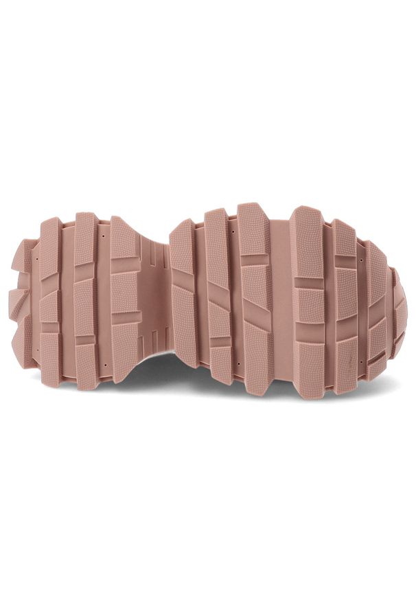 Sneakersy damskie GOE, cholewka ze skóry naturalnej zamszowej kontrastowe panele wiązanie klasyczne, fioletowe, TT2N4026. Okazja: na co dzień. Zapięcie: sznurówki. Kolor: fioletowy. Materiał: skóra, zamsz. Szerokość cholewki: normalna. Styl: klasyczny