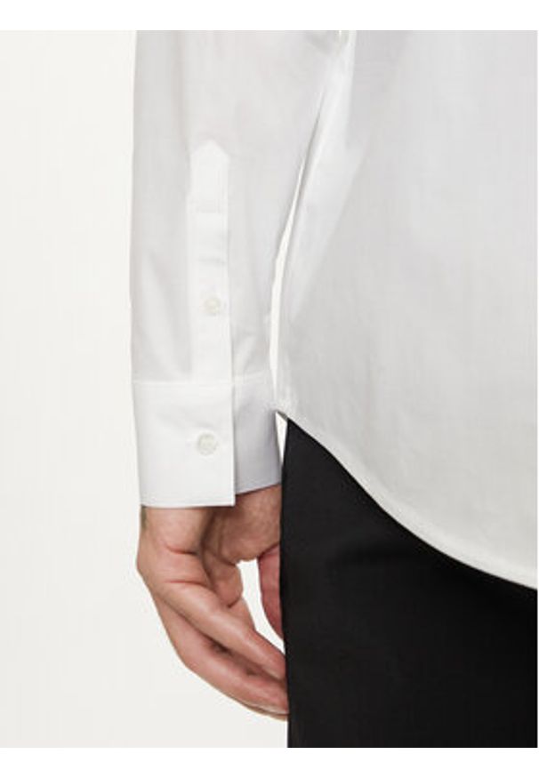 Karl Lagerfeld - KARL LAGERFELD Koszula 605947 544671 Biały Regular Fit. Typ kołnierza: dekolt w karo. Kolor: biały. Materiał: bawełna