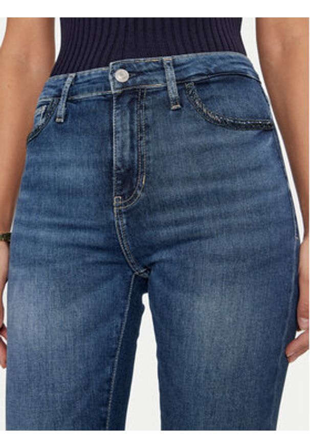 Guess Jeansy W4YA0L D5926 Granatowy Flare Fit. Kolor: niebieski