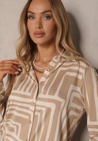 Renee - Beżowa Koszula z Wiskozą i Geometrycznym Motywem Ulselia. Okazja: na co dzień, na spotkanie biznesowe. Kolor: beżowy. Materiał: wiskoza. Wzór: geometria. Styl: biznesowy, casual #4