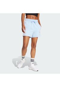 Adidas - Szorty Essentials 3-Stripes Cotton. Kolor: biały, wielokolorowy, niebieski. Materiał: bawełna
