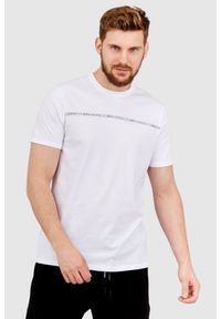 Armani Exchange - ARMANI EXCHANGE Biały t-shirt męski z paskiem z logo. Kolor: biały. Materiał: prążkowany #1