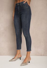 Renee - Granatowe Jeansy Slim z Elastyczną Talią Caliti. Okazja: na co dzień. Kolor: niebieski. Styl: klasyczny, elegancki, casual #4