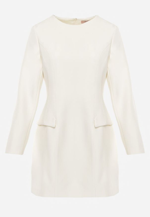 Born2be - Jasnobeżowa Elegancka Sukienka VICES o Trapezowym Kroju z Imitacją Kieszeni Amaliete. Okazja: na spotkanie biznesowe. Kolor: beżowy. Typ sukienki: trapezowe. Styl: elegancki