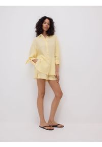 Reserved - Muślinowa koszula - jasnożółty. Kolor: żółty. Materiał: bawełna #1