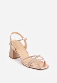 Renee - Szampańskie Sandały VICES Elegant na Słupku Ozdobione Cyrkoniami i Sprzączką Lastona. Zapięcie: sprzączka. Kolor: złoty. Materiał: satyna. Wzór: aplikacja. Obcas: na słupku. Styl: elegancki, wizytowy. Wysokość obcasa: średni #8
