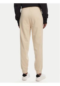 BOSS Spodnie dresowe 50540278 Beżowy Regular Fit. Kolor: beżowy. Materiał: dresówka #4