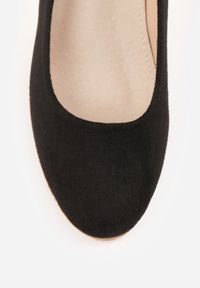 Renee - Czarne Czółenka Vices na Plecionym Koturnie ze Skórzaną Wkładką Ebersa. Kolor: czarny. Materiał: skóra. Wzór: nadruk. Obcas: na koturnie #8