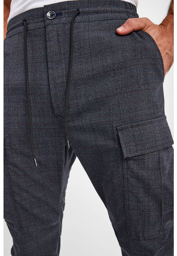 JOOP! Jeans - SPODNIE MELLOW-W JOOP! JEANS. Wzór: melanż, kratka, aplikacja