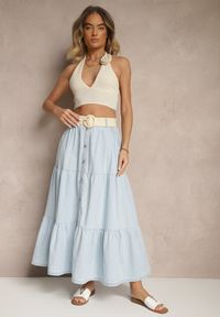 Renee - Jasnoniebieska Jeansowa Spódnica z Bawełny o Rozkloszowanym Kroju z Paskiem i Guziczkami Nattenira. Okazja: na co dzień. Kolor: niebieski. Materiał: bawełna, jeans. Styl: casual, elegancki #4
