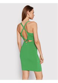 Guess Sukienka dzianinowa Rashelle W2YK11 Z2XY0 Zielony Slim Fit. Kolor: zielony. Materiał: wiskoza, dzianina