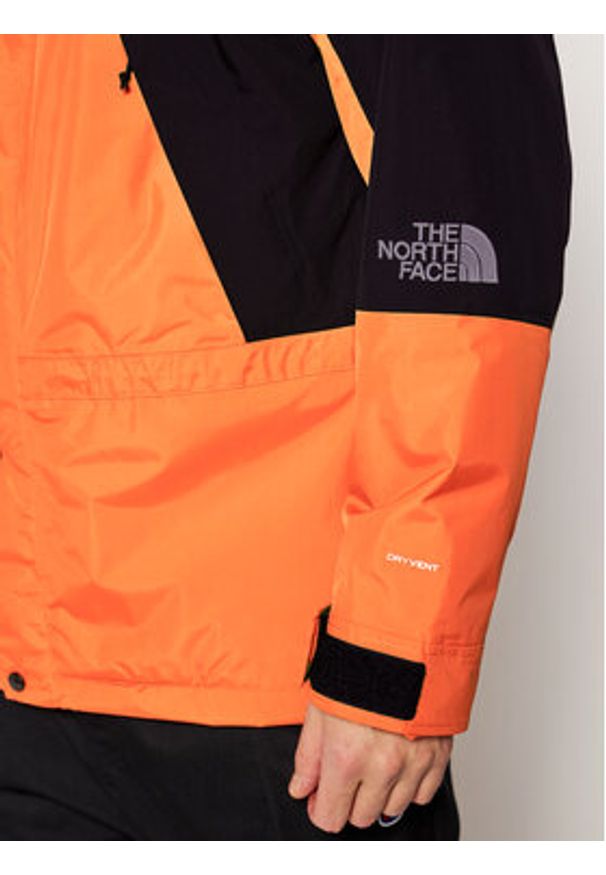 The North Face Kurtka outdoor Mountain Light NF0A3XY5 Pomarańczowy Regular Fit. Kolor: pomarańczowy. Materiał: syntetyk. Sport: outdoor