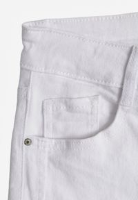 Born2be - Białe Jeansy Szerokie Murisana. Okazja: na co dzień, do pracy. Stan: podwyższony. Kolor: biały. Styl: casual, klasyczny, elegancki #4