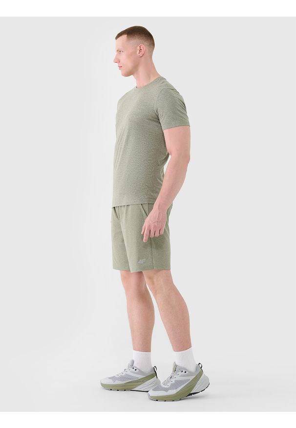 4f - 4F Spodenki treningowe szybkoschnące męskie - khaki XL. Kolor: oliwkowy, brązowy, wielokolorowy. Materiał: dzianina, włókno, syntetyk, materiał, elastan. Długość: krótkie. Wzór: gładki, ze splotem, jednolity. Sport: fitness