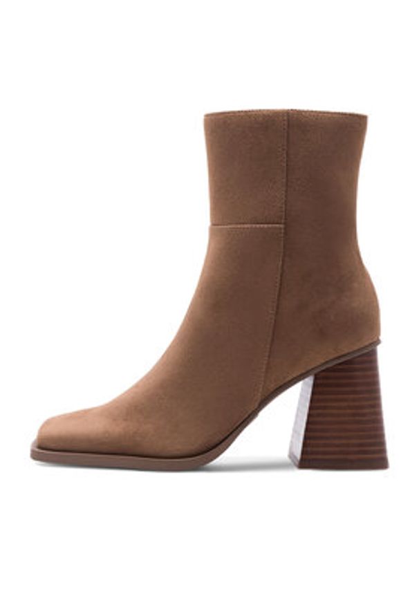 Nine West Botki KASIM ZR117-2 Brązowy. Kolor: brązowy. Materiał: materiał