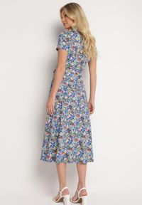 Born2be - Niebieska Koszulowa Sukienka z Krótkim Rękawem i Wiskozą na Guziki z Materiałowym Paskiem Dimiata. Typ kołnierza: kołnierzyk klasyczny. Kolor: niebieski. Materiał: wiskoza, materiał. Długość rękawa: krótki rękaw. Wzór: kwiaty. Typ sukienki: koszulowe. Styl: klasyczny #7