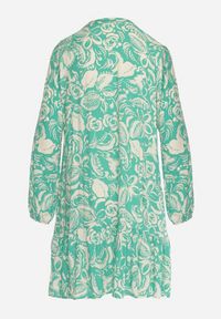 Born2be - Zielona Koszulowa Sukienka Mini o Rozkloszowanym Fasonie z Kwiatowym Motywem Hexama. Typ kołnierza: kołnierzyk stójkowy. Kolor: zielony. Długość rękawa: długi rękaw. Wzór: kwiaty. Sezon: wiosna, lato. Typ sukienki: koszulowe. Długość: mini #5