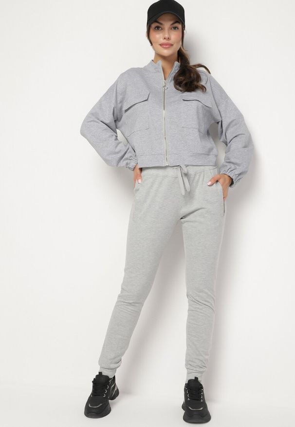 Born2be - Jasnoszare Spodnie Dresowe z Gumką w pasie i Troczkiem Halemia. Okazja: na co dzień. Kolor: szary. Materiał: dresówka. Długość: długie. Styl: casual, elegancki, sportowy