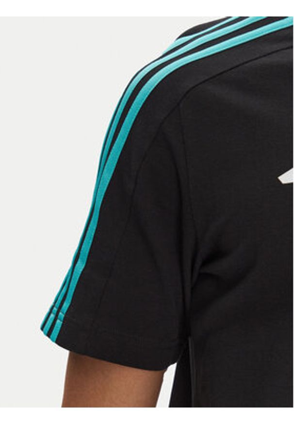 Adidas - adidas Polo Mercedes - AMG Petronas Formula One Team DNA JV5430 Czarny Regular Fit. Typ kołnierza: polo. Kolor: czarny. Materiał: bawełna
