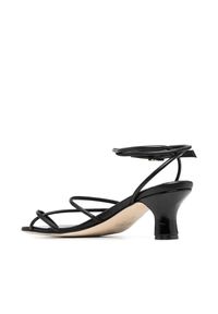 PARIS TEXAS - Czarne sandały z kwadratowym noskiem Betty. Zapięcie: pasek. Kolor: czarny. Wzór: paski. Obcas: na obcasie. Wysokość obcasa: średni #6