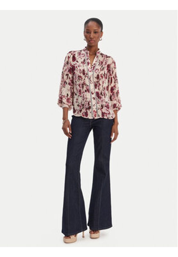 Guess Koszula W5RH16 WDW82 Kolorowy Regular Fit. Materiał: syntetyk. Wzór: kolorowy