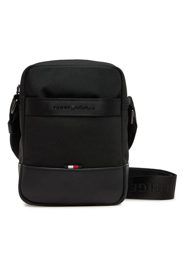 TOMMY HILFIGER - Tommy Hilfiger Saszetka Th Nylon Travel Mini Reporter AM0AM13472 Czarny. Kolor: czarny. Materiał: materiał
