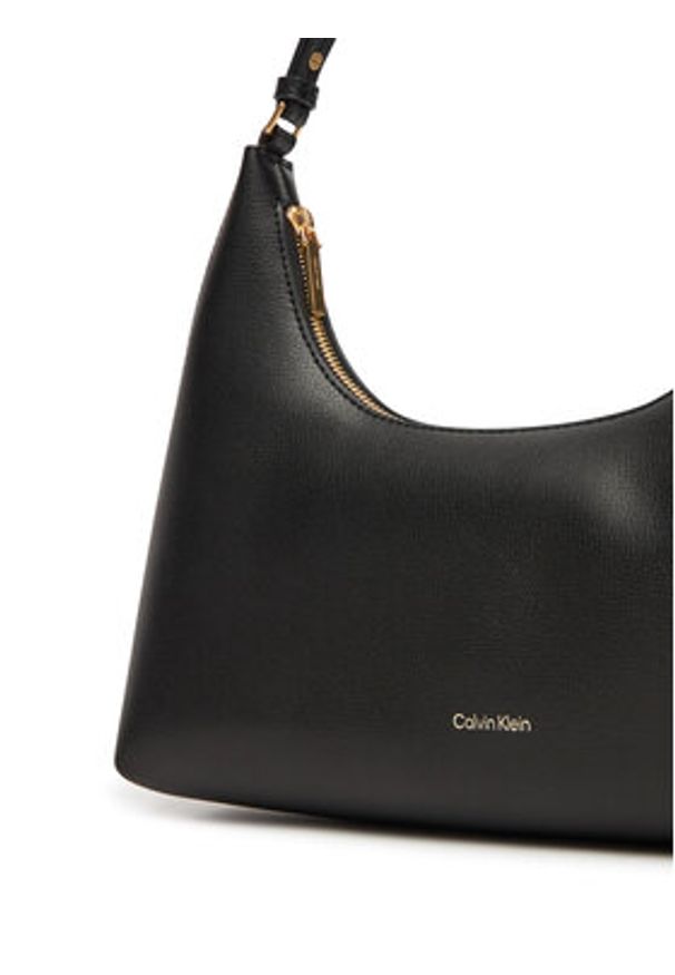 Calvin Klein Torebka Foil Logo Conv Shou?Lder Bag LV04F3272G Czarny. Kolor: czarny. Materiał: skórzane