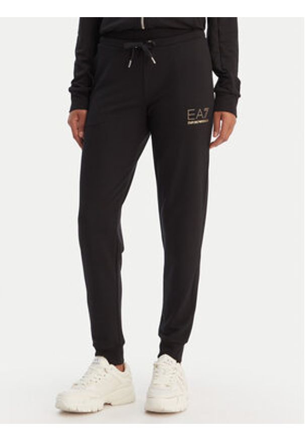 EA7 Emporio Armani Dres 8NTV51 TJ9RZ 1200 Czarny Regular Fit. Kolor: czarny. Materiał: syntetyk