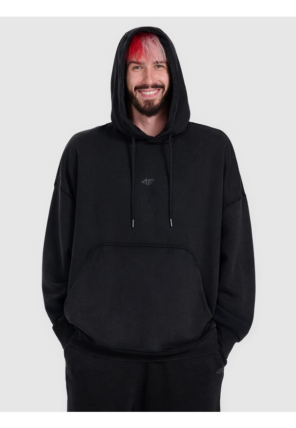 4f - 4F Bluza dresowa oversize nierozpinana bez kaptura męska 4F x Tomasz Fornal - szara M. Okazja: na co dzień. Typ kołnierza: bez kaptura. Kolor: szary. Materiał: dresówka. Wzór: aplikacja. Styl: casual, sportowy