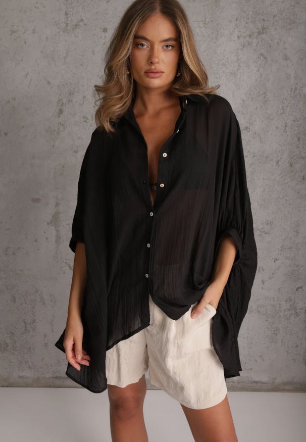 Renee - Czarna Nietoperzowa Koszula na Lato ze Zwiewnej Bawełny o Kroju Oversize Caeilla. Kolor: czarny. Materiał: bawełna. Sezon: lato. Styl: elegancki, wakacyjny, klasyczny