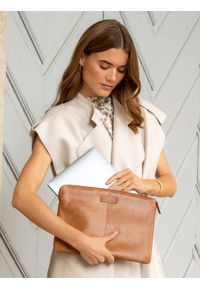 Etui dbramante Skagen Pro - skórzane etui na Macbook Air 15" / laptop 14" (tan). Materiał: skóra #1