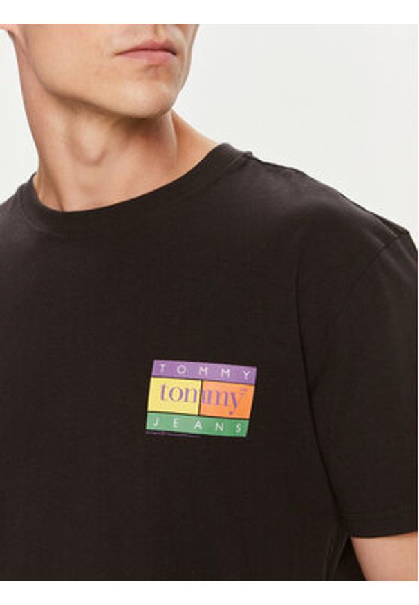 Tommy Jeans T-Shirt Summer Flag DM0DM19171 Czarny Regular Fit. Kolor: czarny. Materiał: bawełna