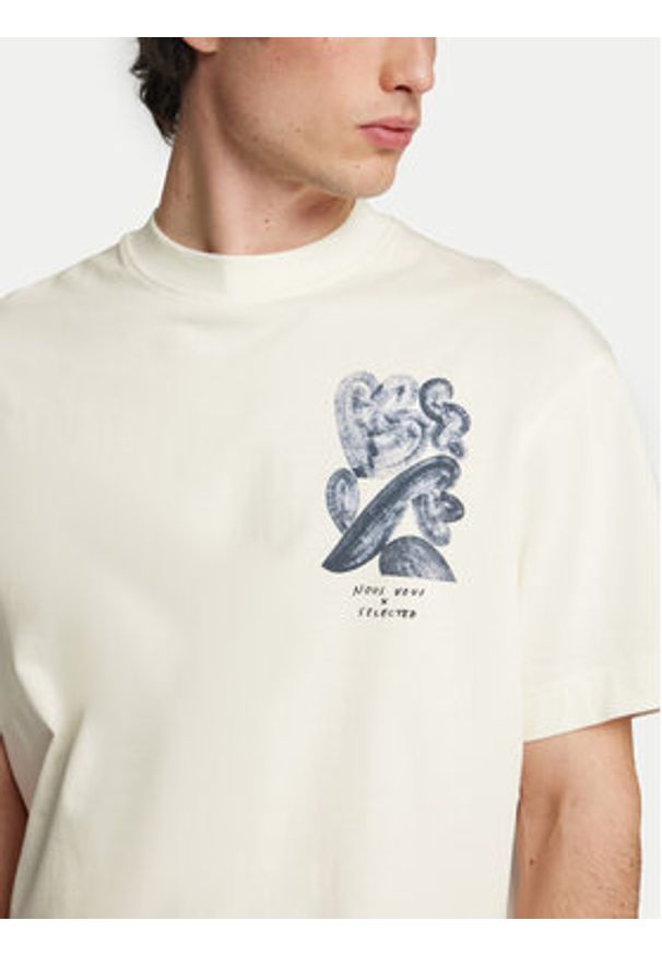 Selected Homme T-Shirt Will 16097225 Écru Relaxed Fit. Kolor: kremowy. Materiał: bawełna