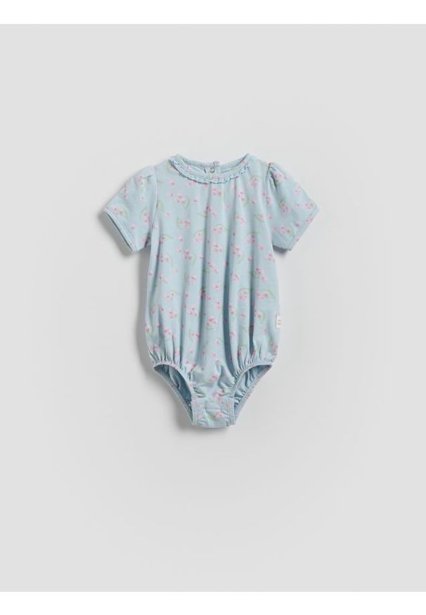 Reserved - Bawełniane body w kwiaty - jasnoniebieski. Kolor: niebieski. Materiał: bawełna. Wzór: kwiaty