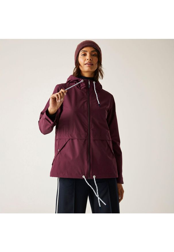 Regatta - Kurtka turystyczna przeciwdeszczowa damska Bayletta wodoodporna. Kolor: fioletowy. Sport: turystyka piesza