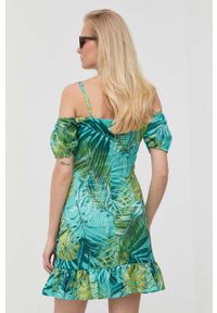 Guess sukienka kolor turkusowy mini prosta. Okazja: na co dzień. Kolor: turkusowy. Materiał: tkanina. Długość rękawa: na ramiączkach. Typ sukienki: proste. Styl: casual. Długość: mini #5