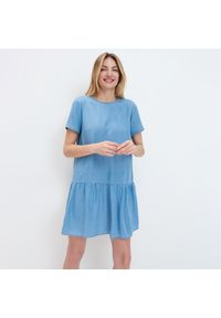 Mohito - Sukienka z falbaną Eco Aware - Niebieski. Kolor: niebieski #1