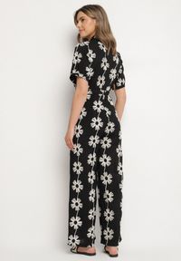 Born2be - Czarny Wiskozowy Kombinezon o Koszulowym Kroju z Krótkim Rękawem i Kieszeniami Milaviela. Okazja: na co dzień. Kolor: czarny. Materiał: wiskoza. Długość rękawa: krótki rękaw. Długość: krótkie. Styl: elegancki, casual, klasyczny #5