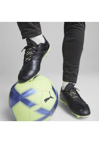 Buty piłkarskie męskie Puma King Platinum 21 FG AG. Zapięcie: sznurówki. Kolor: żółty, wielokolorowy, czarny, szary. Materiał: materiał, syntetyk. Szerokość cholewki: normalna. Sport: piłka nożna