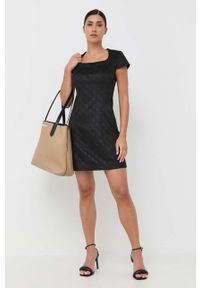 MICHAEL Michael Kors torebka skórzana dwustronna kolor czarny. Kolor: czarny. Materiał: skórzane. Rodzaj torebki: na ramię